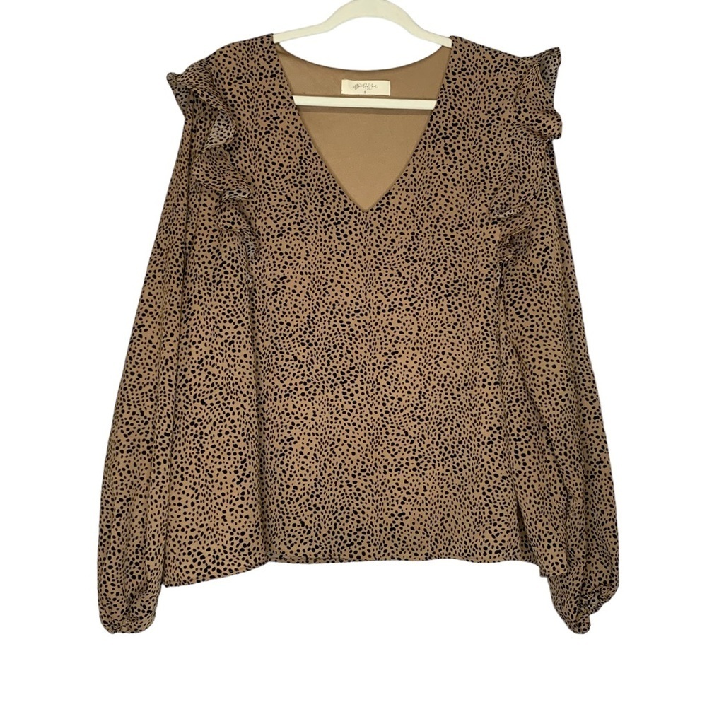 A Beautiful Soul leopard long sleeve v-neck peasant blouse. Size B (18-20)